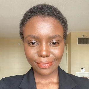 Meet your Posher, Louide